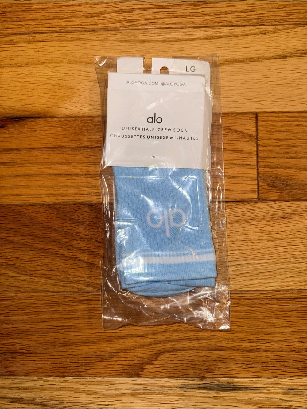 ALO Yoga Light Blue Unisex Half-Crew Socks
